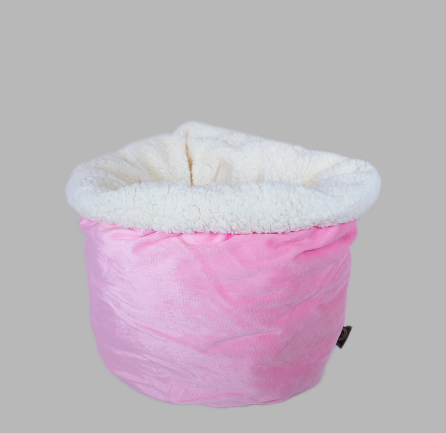 “Bucket” Pet’s Den